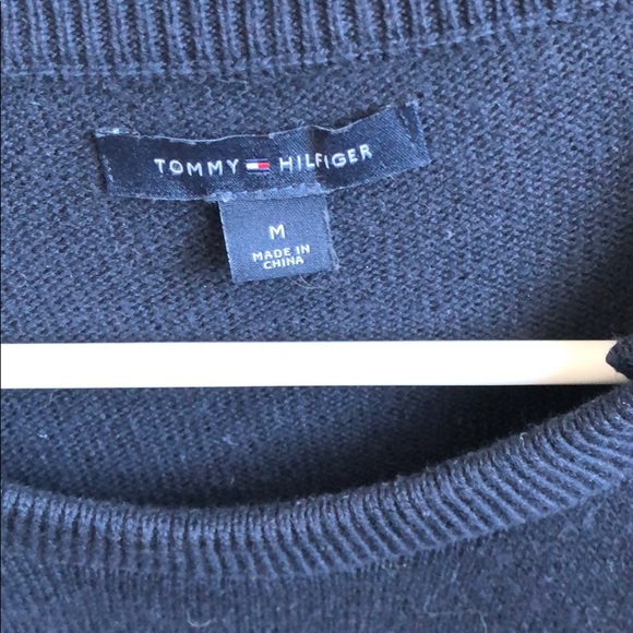 Tommy Hilfiger Sweater! Blue Stripes. LIKE NEW - Picture 6 of 6